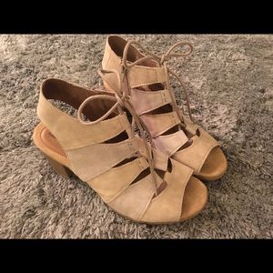 Rockport Lace-Up Heels